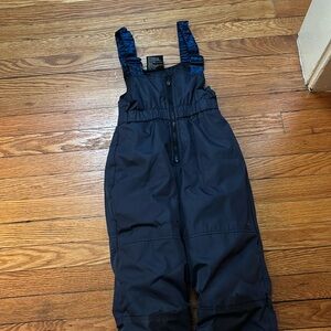 Hawke & co snowsuit size 6